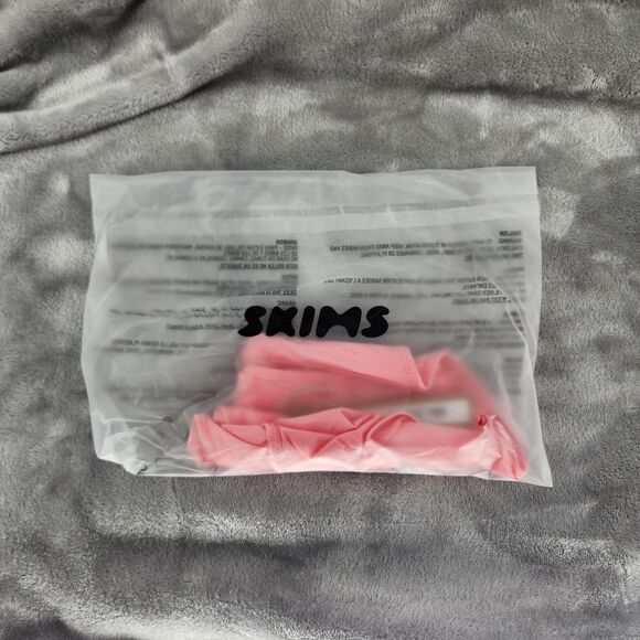 SKIMS Other - Skims Women's Medium Melon Pink Shine Foundations Dipped Bikini NWT